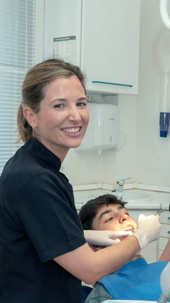 clínica dental Huelva, dentistas Huelva, Clínica Dental González de la Torre, Dra. Cristina González de la Torre